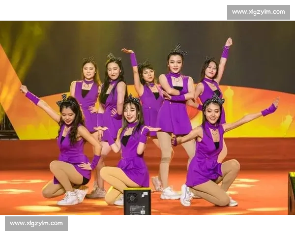 明星选手引领赛场风潮掀起观众热情与讨论高潮 明星选手引领赛场风潮掀起观众热情与讨论高潮